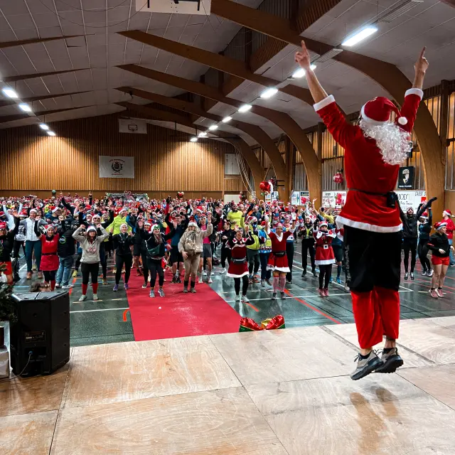 Bocage Destination Domfront Bagnoles Urban Trail Nocturne Domfront Ambiance 6