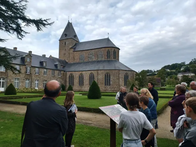 Bocage Destination Domfront Bagnoles Visites Guidees Groupes Lonlay Abbaye Jep 2025