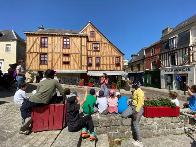 Bocage Destination Domfront Bagnoles Visites Guidees Groupes Domfront Maison Medievale Scolaire