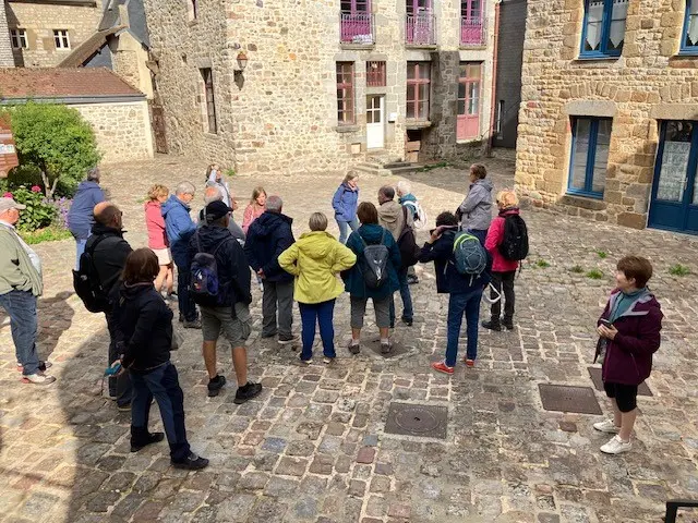 Bocage Destination Domfront Bagnoles Visites Guidees Groupes Domfront Centre Medievale