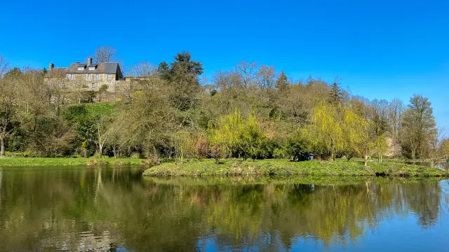 Bocage Destination Domfront Bagnoles Tinchebray Etang Val Fleury