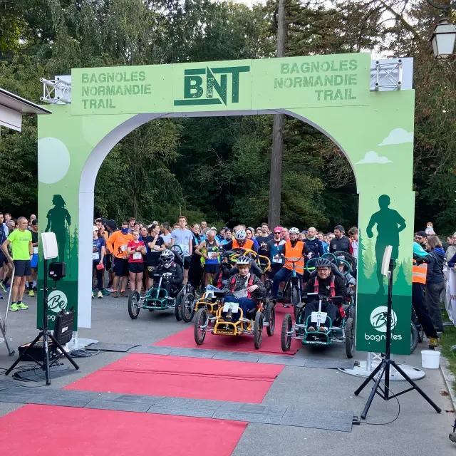 Bocage Destination Domfront Bagnoles Normandie Trail 25 Handispot Trail Tour Depart Course