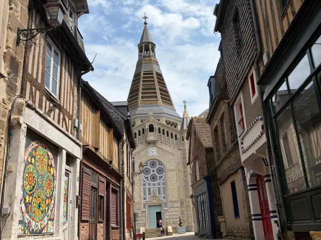 Signebocage Destination Domfront Bagnoles Cite Medievale Saint Julien