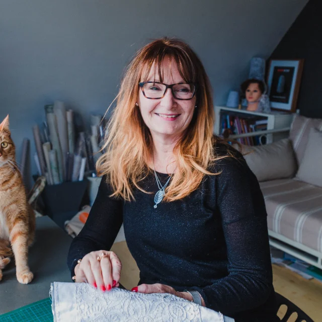 Nadine Chaminand Brodeuse à l'Ile Tudy