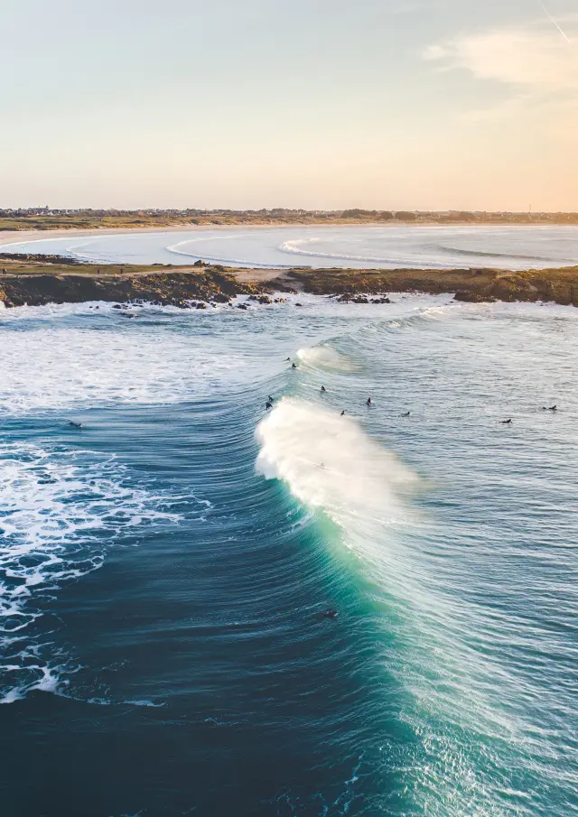 Surfisti a Pointe de La Torche - Plomeur