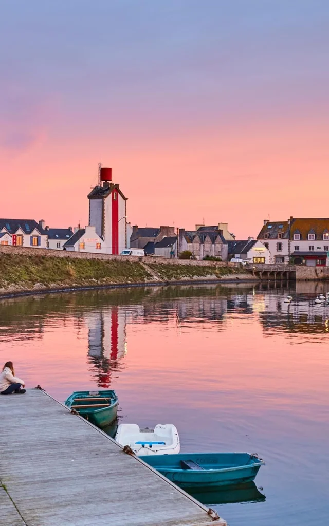 Vue sur l'amer de Treffiagat depuis le Guilvinec