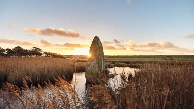 Sonnenaufgang am Menhir von Lehan - Léchiagat