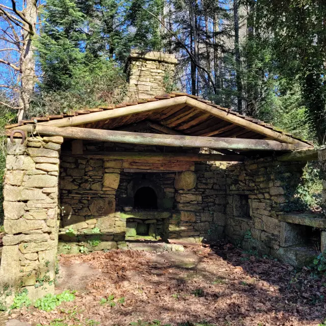 Brotbackofen auf der Mühlenroute in Pouldreuzic