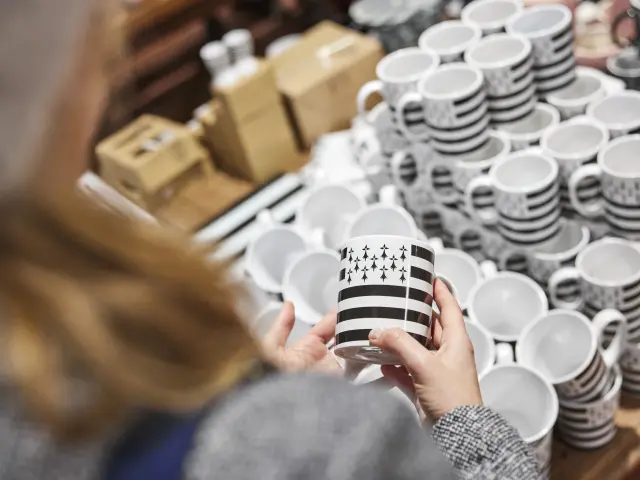 Compras-Pont-L'Abbé