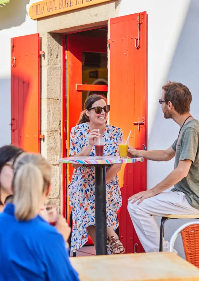 Terraza de bar en Guilvinec
