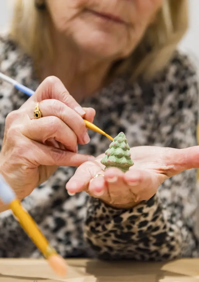 Ceramics workshop at the Slow Café in Pont-l'Abbé