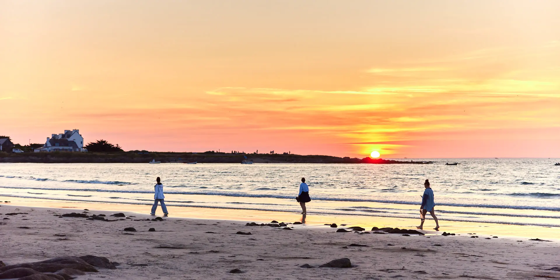 Zonsondergang op het strand van Pors Carn in Penmarc'h