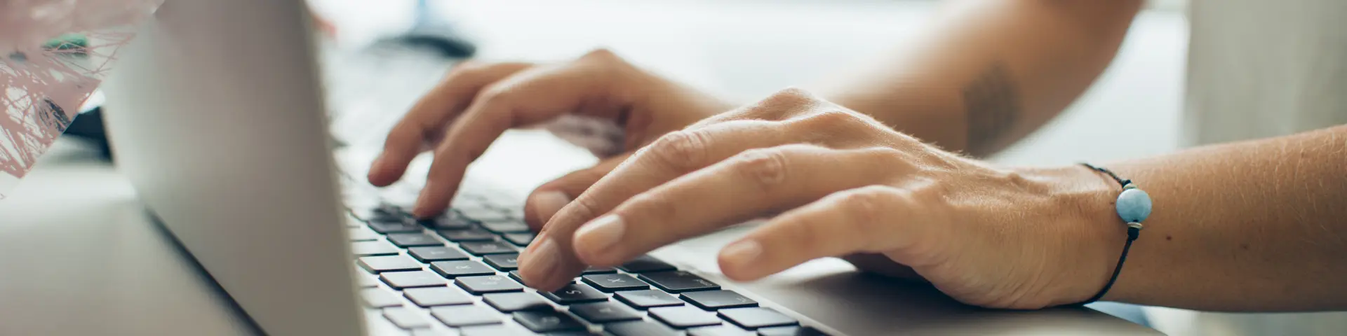 Neem per e-mail contact met ons op