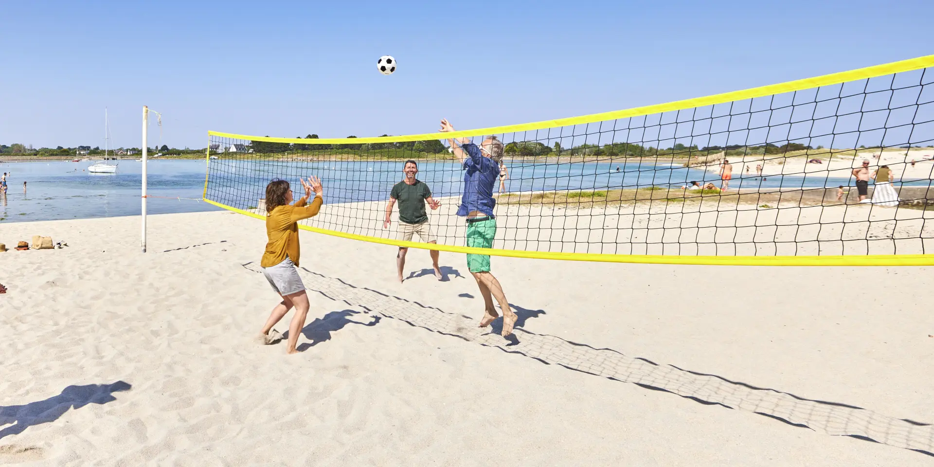 Volley-ball sur la plage des 4 Vents à Lesconil