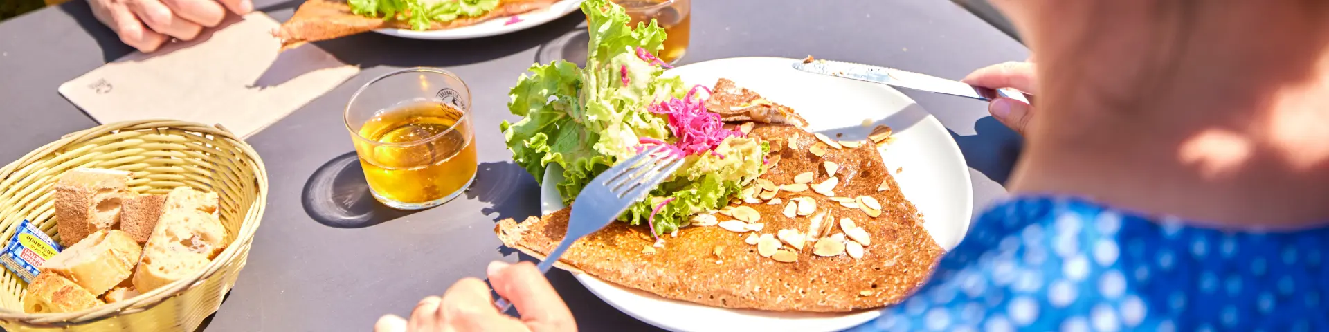 Penmarch Restaurant Tom Cafe