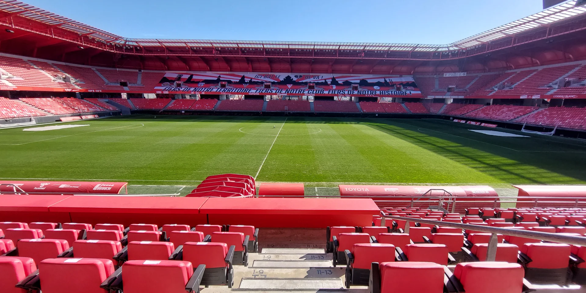 Stade du Hainaut