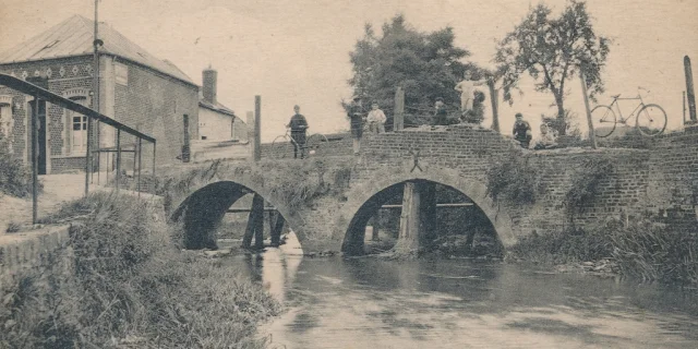 Le pont sur la rhonelle