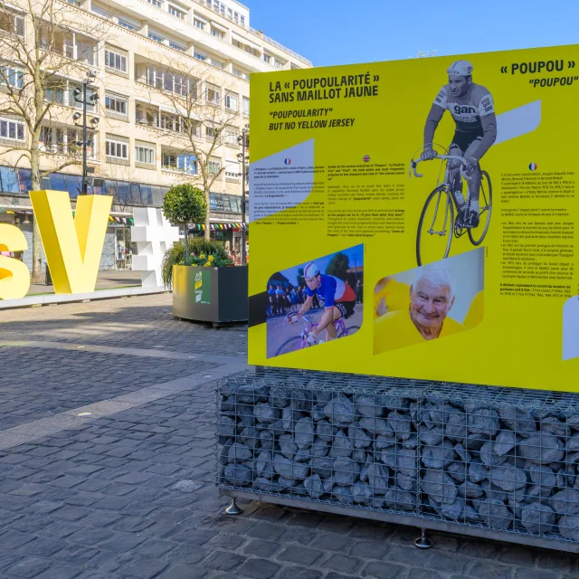 Expo Tour de France Valenciennes Place d'Armes