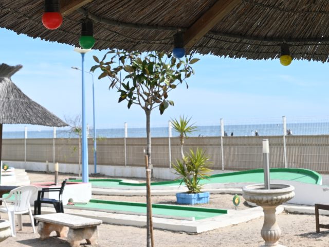 Mini golf de la plage à Palavas-les-Flots : activité en famille