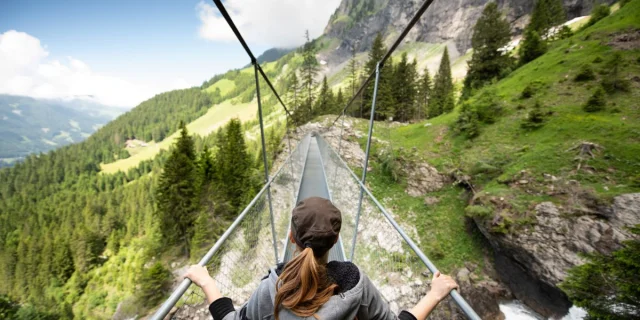 Passerelle-Belle-Etoile_Champery.jpg