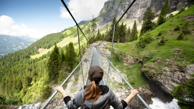 Passerelle-Belle-Etoile_Champery.jpg