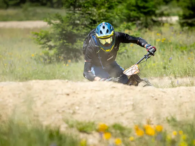 R5c 4949 R'solution Max ¸ Evoq Jb Bieuville