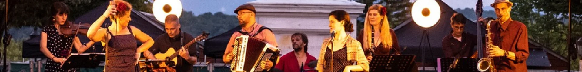 Social Wall Concert Place Royale Adrien Basse Cathalinat