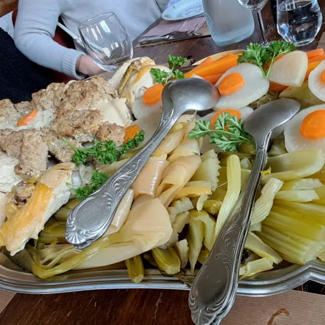 Poule au pot traditionnelle