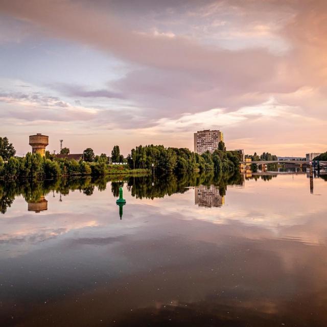 Instagram #lovethionville