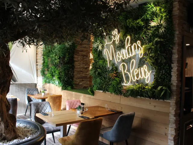 Restaurant Les Moulins Bleus