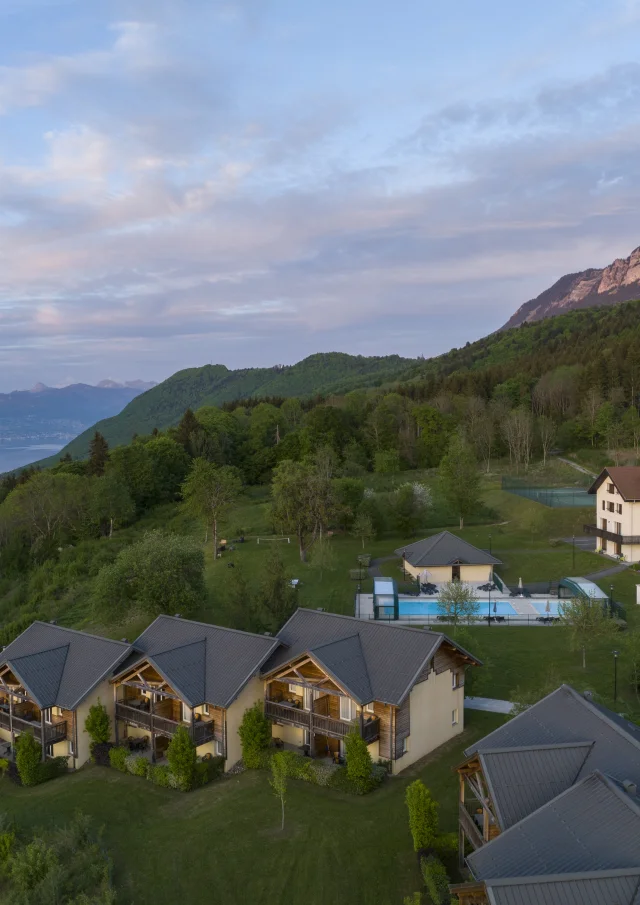 Appart'Hotel & Garden City in Evian-Lugrin