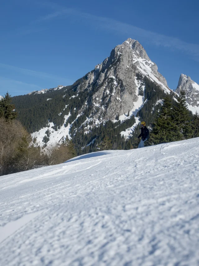 Le domaine skiable de la station de Bernex. Haute-Savoie, 18 février 2019.