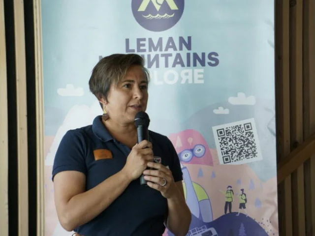 Julie Legros Et Son Equipe Ont Lance Cette Nouvelle Saison Estivale Depuis Les Balcons Du Lac A Thollon Les Memises Photo Leman Mountain Explore Cindy Parisse 1751812201