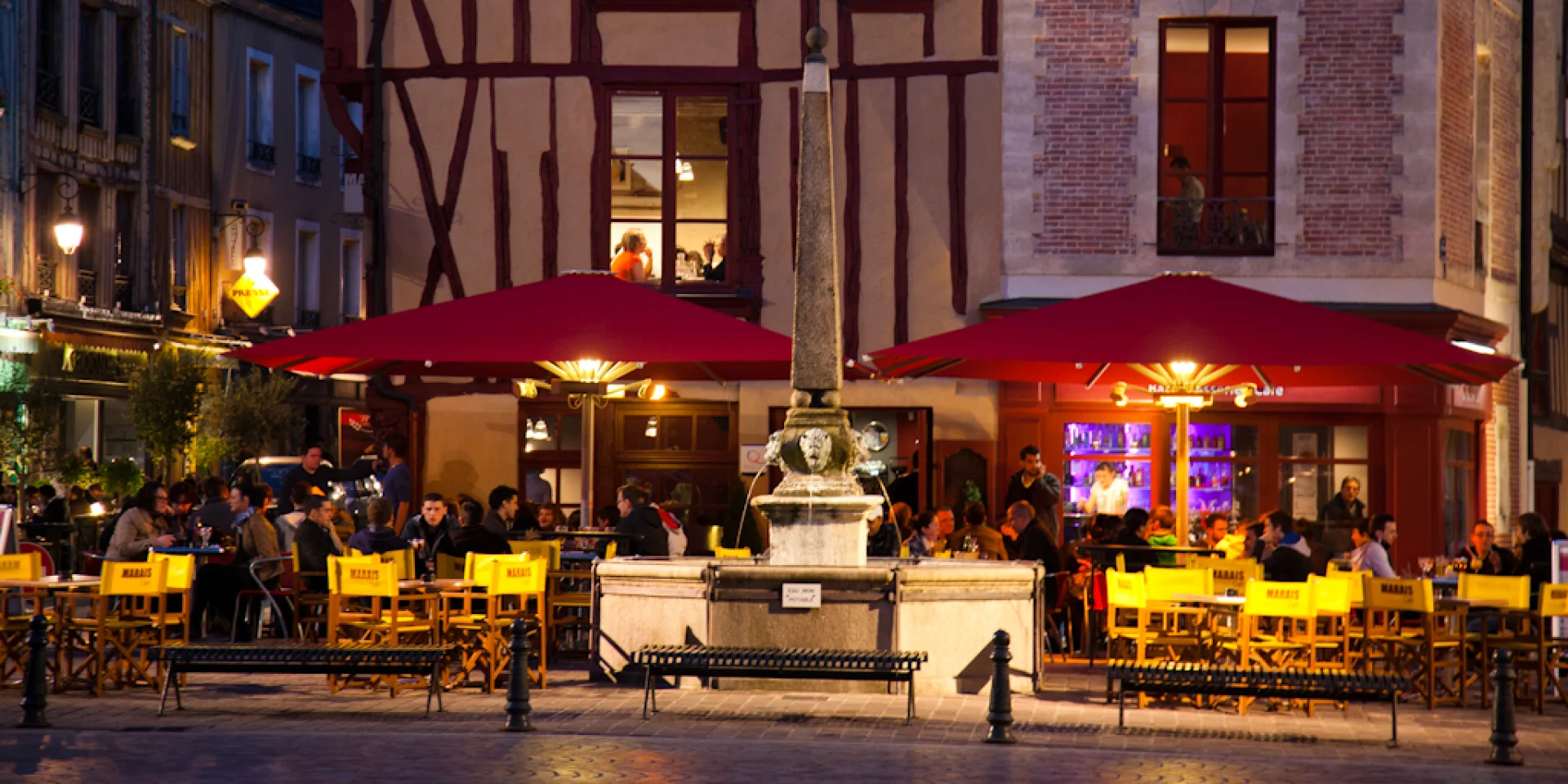 La Ferté-Bernard, ambiance nuit