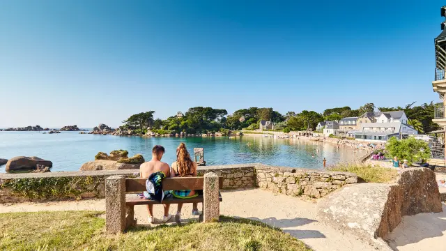 Petite pause en amoureux à la Plage de Saint-Guirec- Perros-Guirec | Côtes d'Armor (Bretagne)