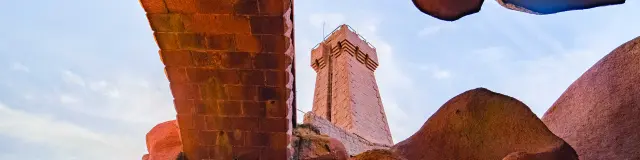 Phare du Mean Ruz à Ploumanac'h | Perros-Guirec | Côtes d'Armor (Bretagne)