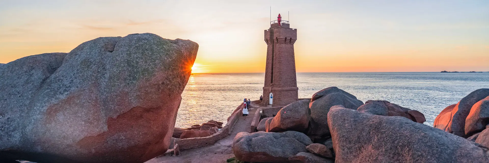 Phare du Mean Ruz à Ploumanac'h | Perros-Guirec | Côtes d'Armor (Bretagne)