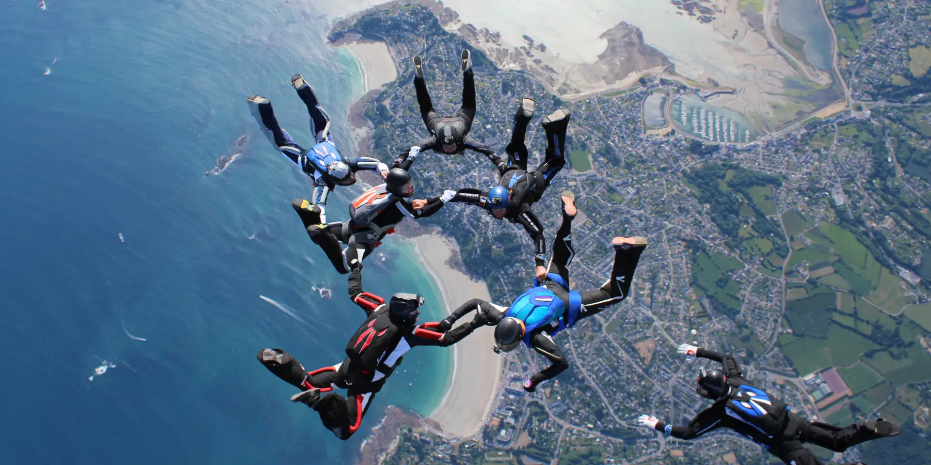 Vertical Perros, Parachutisme, Sport