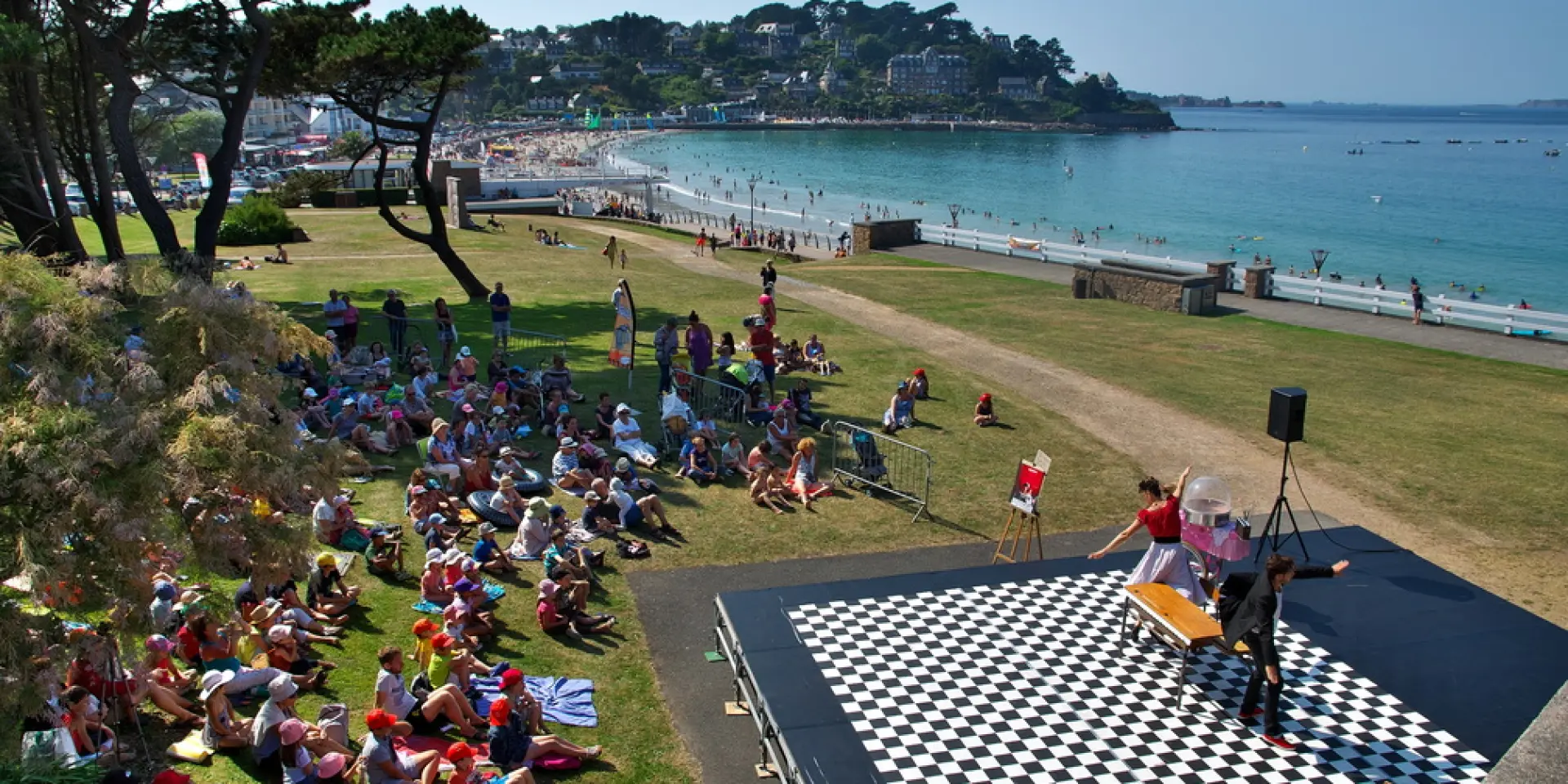 Spectacle Place aux Mômes