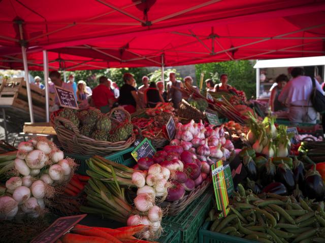 Marché Centre Ville 01