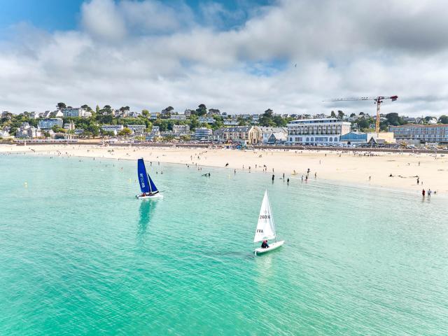 Trestraou - centre nautique - catamaran | Perros-Guirec, Côtes d'Armor (22), (Bretagne)