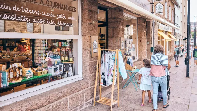 OT - Commerce - centre ville Perros-Guirec | Côte d'Armor (Bretagne)
