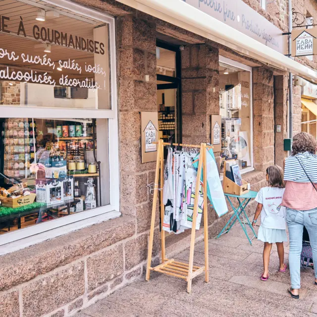 OT - Commerce - centre ville Perros-Guirec | Côte d'Armor (Bretagne)