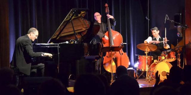 11 Antoine Hervier Trio 1