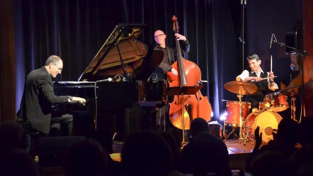 11 Antoine Hervier Trio 1