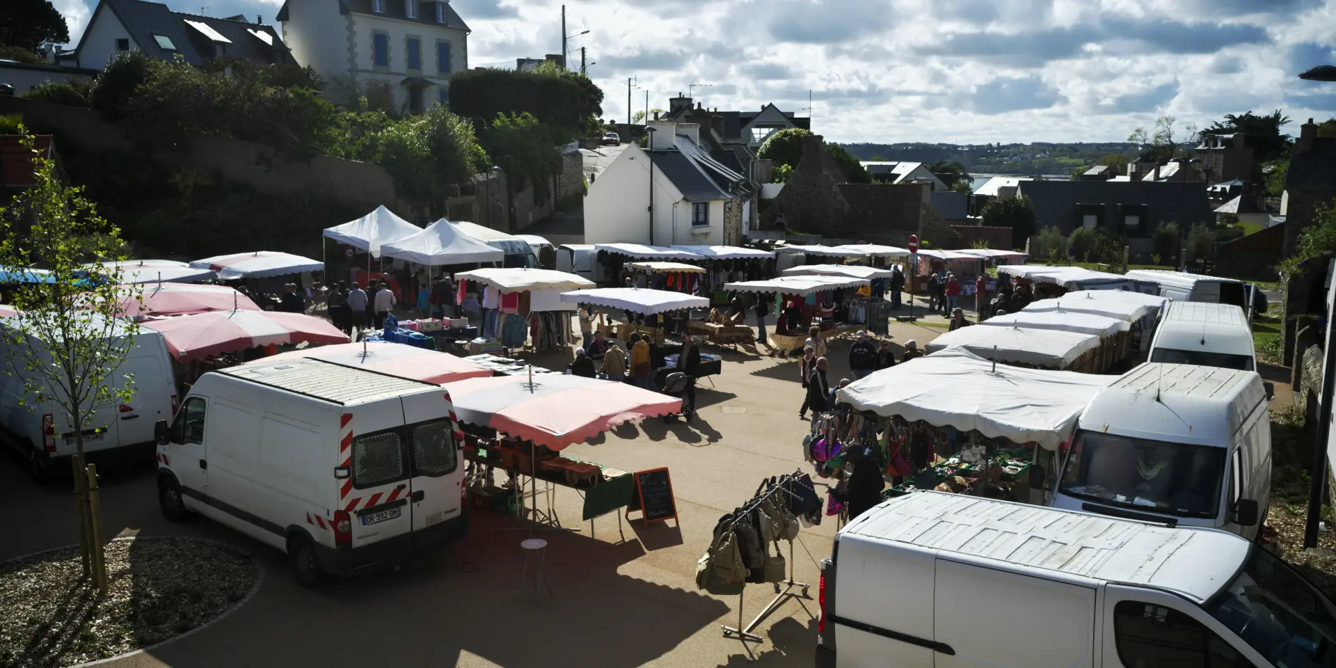 Place Des Halles Marche