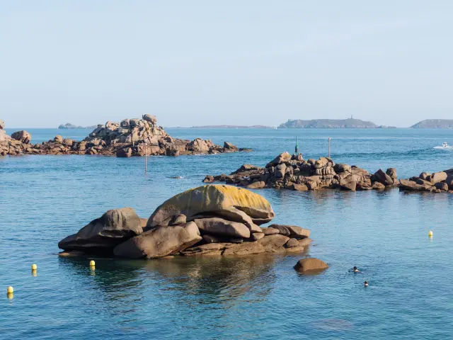 Rochers mer Ploumanac'h, Perros-Guirec, Côte de Granit Rose, Port de Ploumanac'h