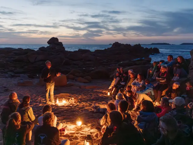 Visite guidée, balade contée, Yann Quéré, OT PERROS-GUIREC
