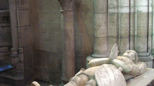 Louis De Sancerre Recumbent