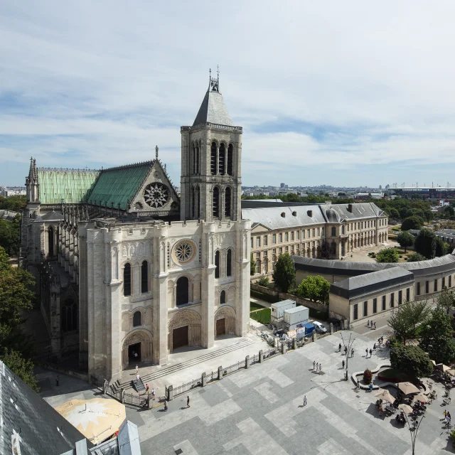 Vue aérienne de la Basilique Saint-Denis